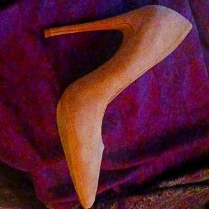 Light pink suede 5-in